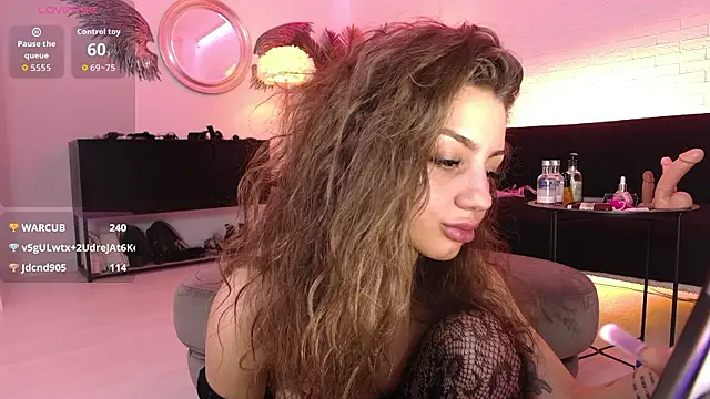 AnnastasiaJune webcam