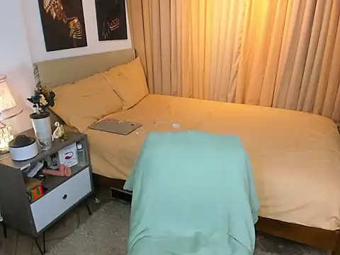 fiftyshadesshera webcam