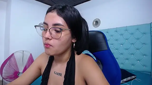 kathe-mills235 webcam