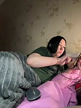 Naughtbaby_2025 webcam