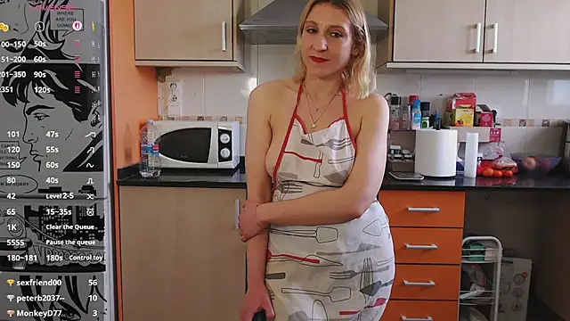 jennycoquine (F milf) - Je me doigte bien pour toi ça m'excite !