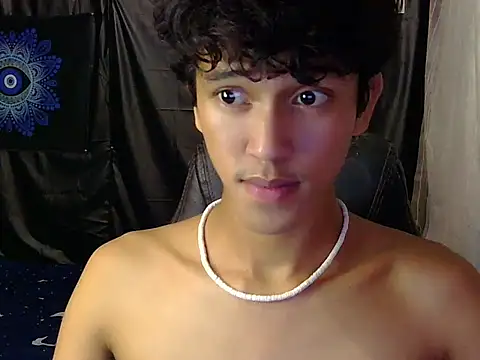 hugekenbigcock webcam