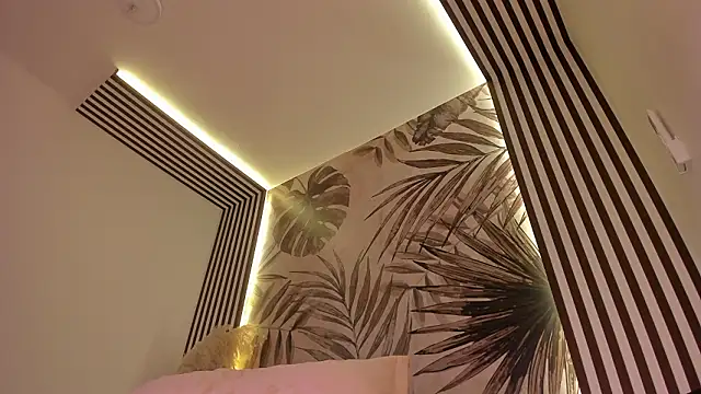 Samaantha-White webcam