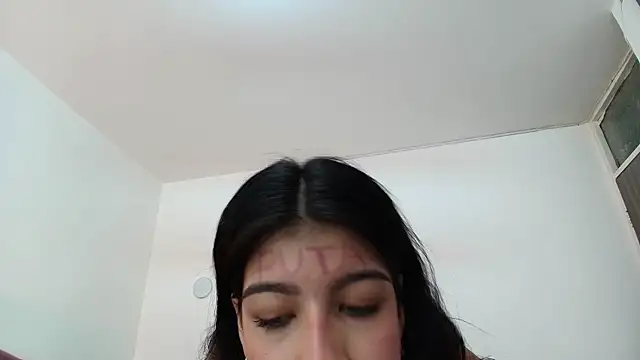 kalyra_17 - Kalyra_17's free webcam - UK Sex Cams