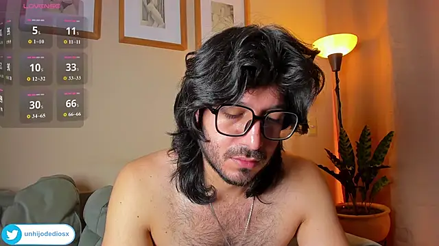 Ackerman_Eren_ webcam