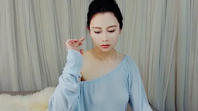 美女HCOCO在线直播