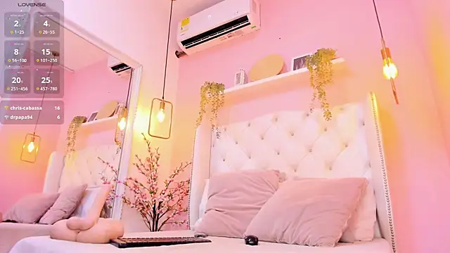 MarianaaSantos webcam