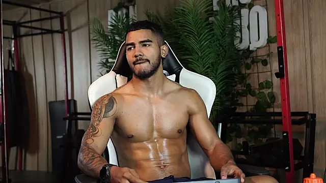 reik_vonn (M young) - cum show