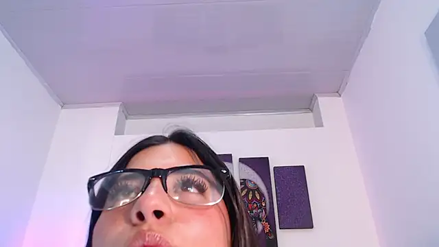 emily_jewell1 webcam