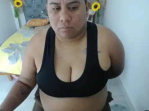 hotlesby_valery webcam