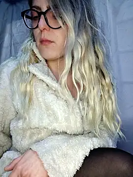 dolcehelena993 webcam