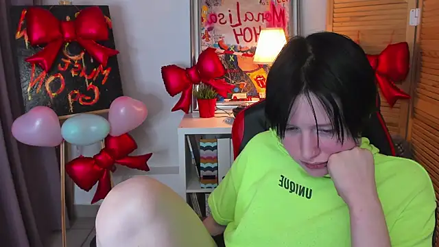 BakugoKatsuki webcam