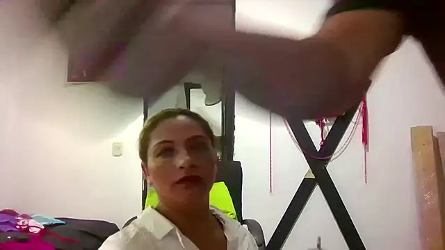 hotandfierylatinos2023 webcam