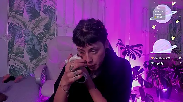 _sharlotte777 webcam