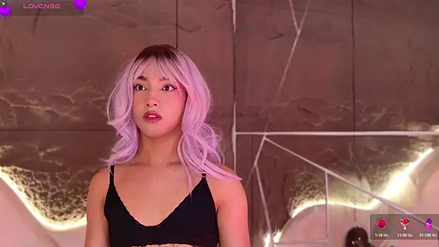 GraceFoxy from StripChat is Freechat