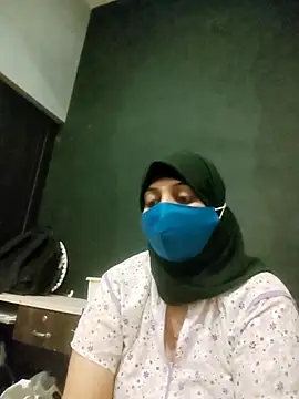 Webcam Model (Tamil_shalini) is live