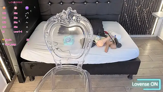 Bruja__Scarlata webcam