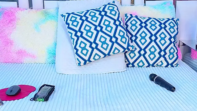 VeronicaSttar webcam