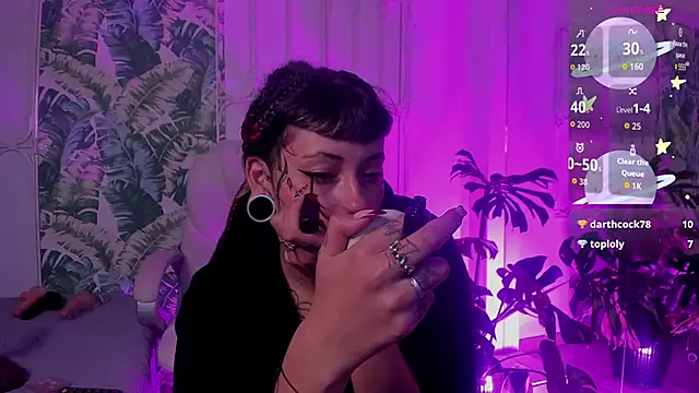 _sharlotte777 webcam