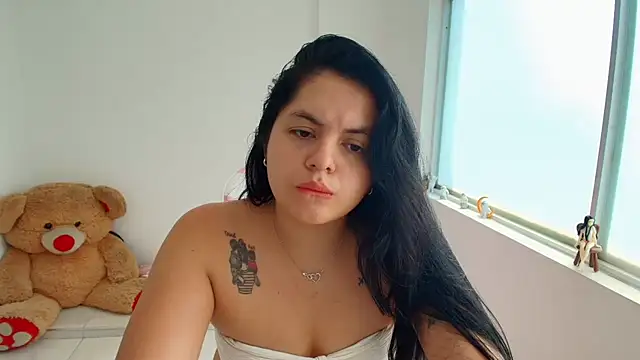 Danna_Saturnitee webcam