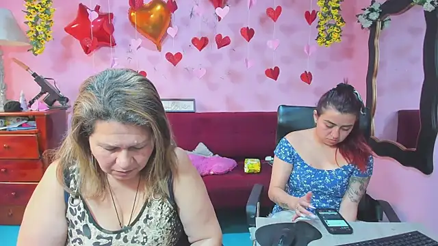 lesbiancuple webcam