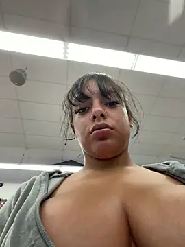 allybluee777 - Allybluee777's free webcam