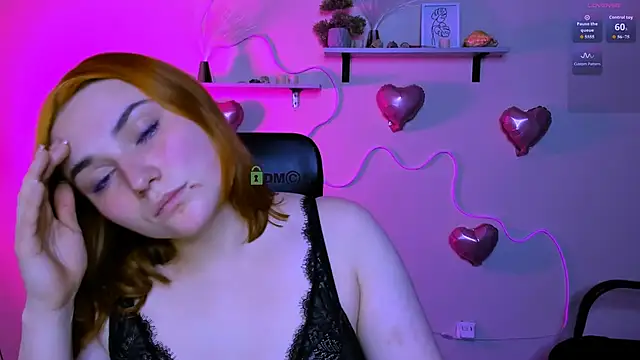 casey_meow_ webcam