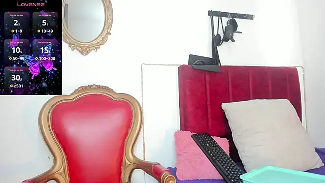 NaughtyAmeliaThompson69