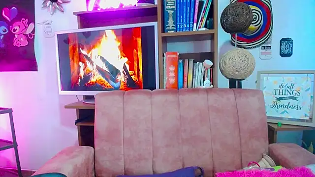 ciaraasweet - CiaraaSweet's free webcam - UK Sex Cams