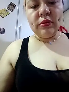 Bruja__Scarlata webcam