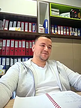 KarlosCarutox webcam