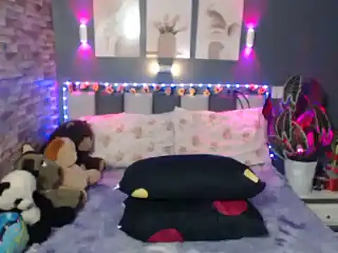 HotNathalie6900 webcam