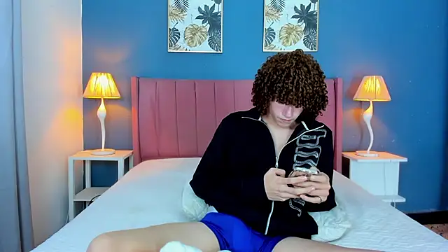 joss_shellby (M twink) - make me cum