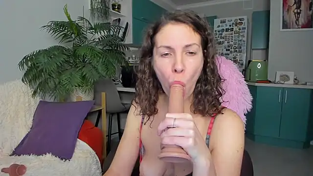 ChristinaGlory webcam