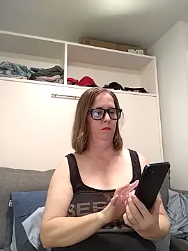 Webcam Model (SweetandNaughty1) is live