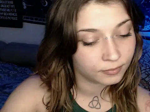 AlienforTwenty webcam