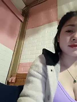 Ngocmai_lazdy webcam