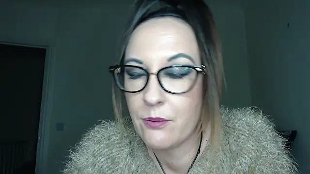 Humiliatrixxxx webcam