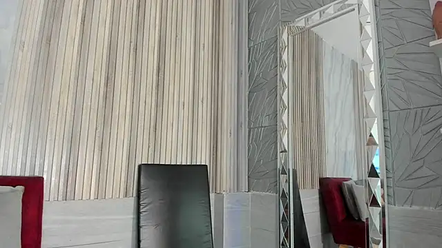 BriannaChelsea webcam