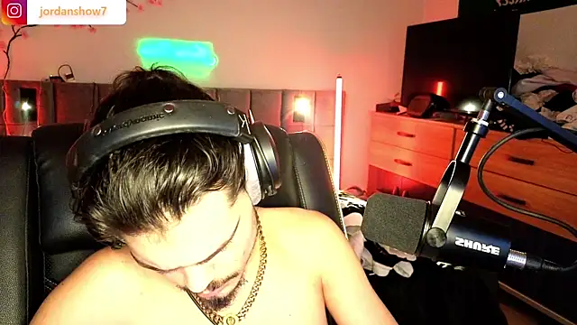 JordanShow webcam