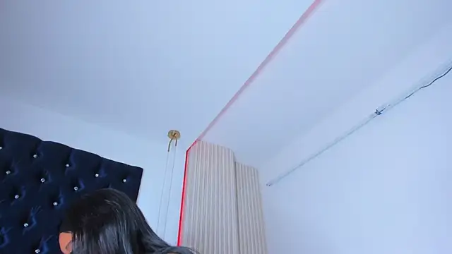 YallianaBrooks webcam