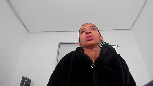 sarah_ashbourne webcam