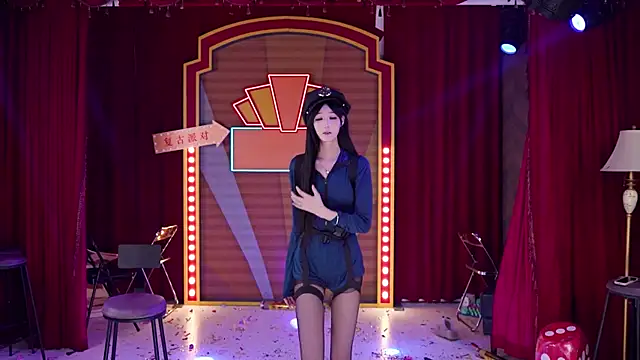 美女SMN-0002在线直播