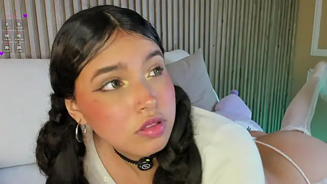 eloisesweetxx - EloiseSweetxx's free webcam - UK Sex Cams