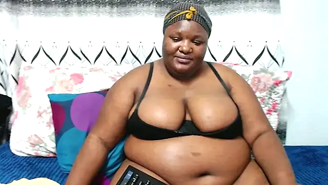 ChubbyBoobsxxx webcam