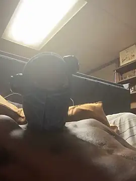 ProveYourLoyalty2 webcam