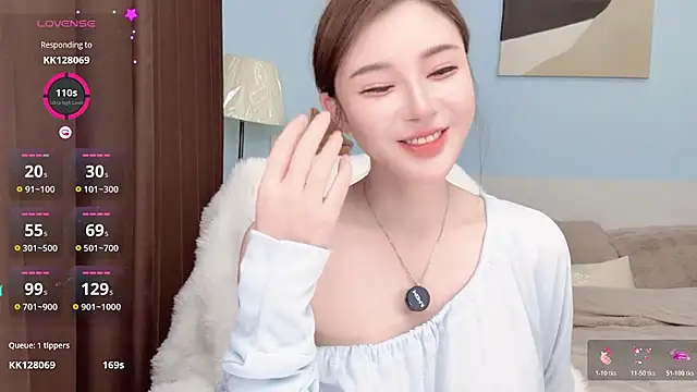 美女ViViennepp在线直播