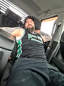 Beardedtattood webcam