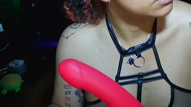 cata_blue__ - Cata_Blue__'s free webcam - UK Sex Cams