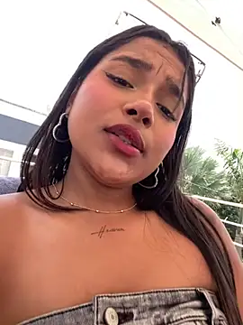 Mariangel_11 from StripChat is Freechat